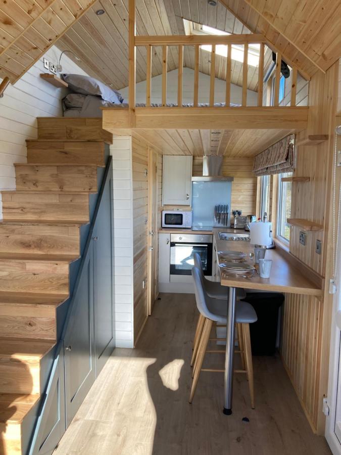 The Cedar Tiny House Villa Coldingham Bagian luar foto